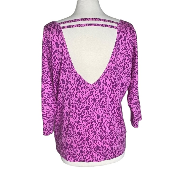Torrid 0 pink leopard V back top - Picture 6 of 9